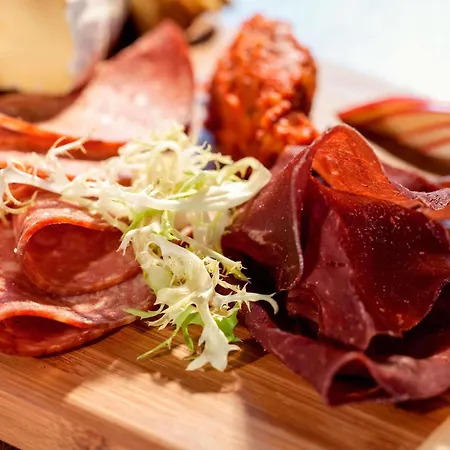 Ibis Port De Plaisance 3* Granville