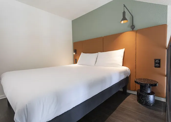 Ibis Port De Plaisance Granville