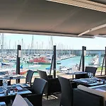 Hotel Ibis Port De Plaisance 3*