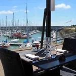 Ibis Port De Plaisance 3*