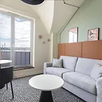 Hotel Ibis Port De Plaisance 3*