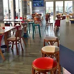Hotel Ibis Port De Plaisance 3*