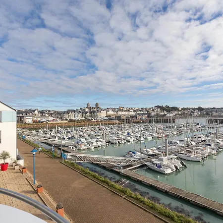 Ibis Port De Plaisance 3* Granville