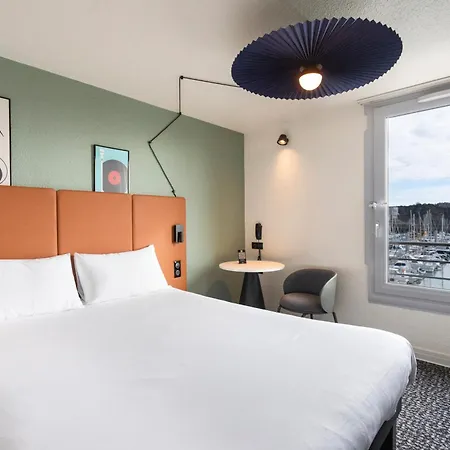 Ibis Port De Plaisance Granville