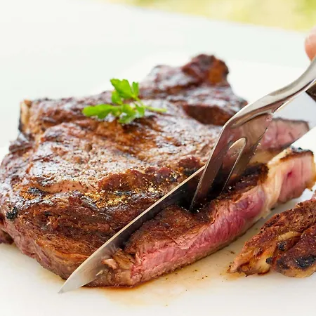 Hotel Ibis Port De Plaisance 3*