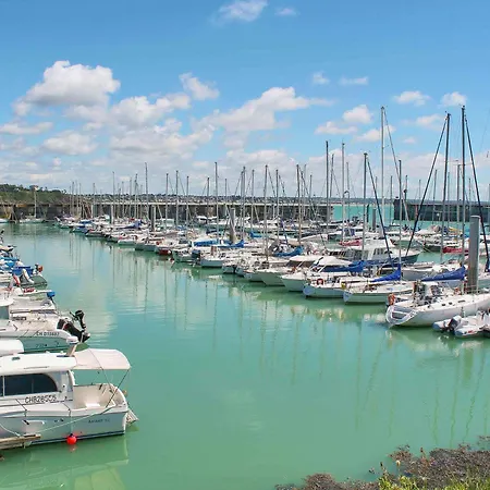 Otel Ibis Port De Plaisance Granville