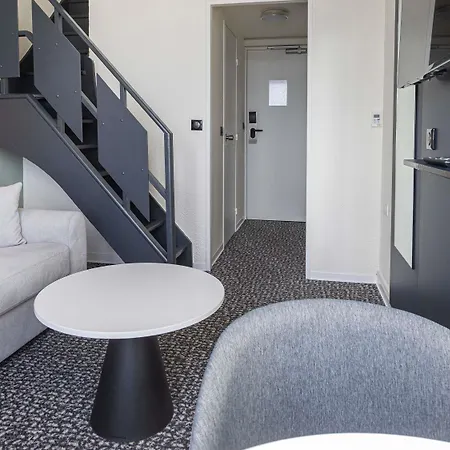 Ibis Port De Plaisance 3* Granville