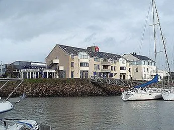 Ibis Port De Plaisance Hotel