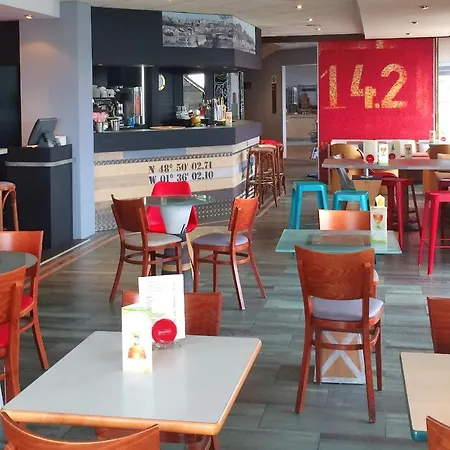 Hotel Ibis Port De Plaisance