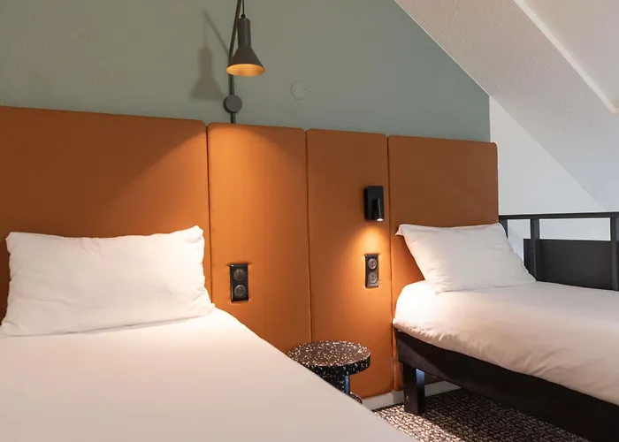 Ibis Port De Plaisance 3* Granville