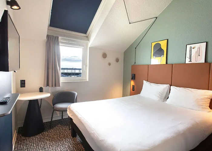 Ibis Port De Plaisance Hotell