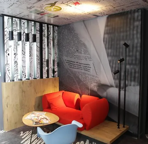 Ibis Port De Plaisance Otel